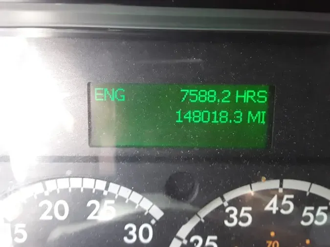 2016 FREIGHTLINER/MERCEDES M2 106
