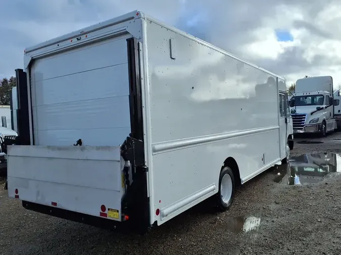 2018 FRTLR CUSTOM CHASSIS CORP MT45