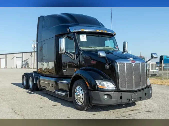 2022 PETERBILT 579