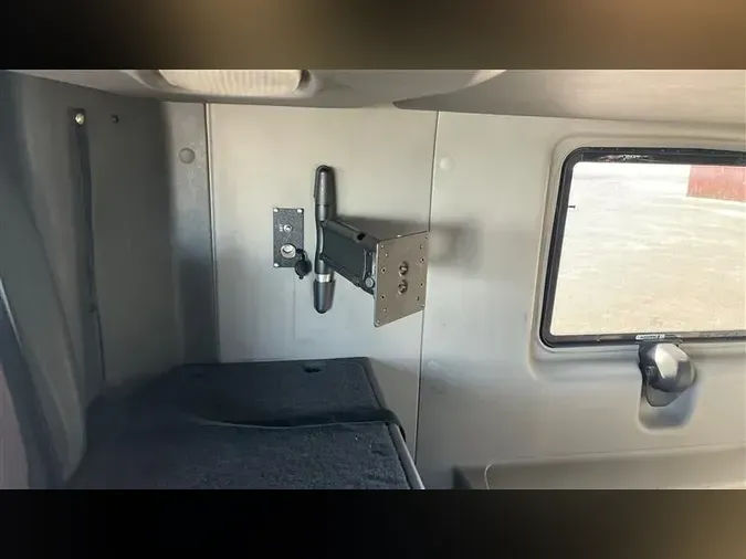 2020 INTERNATIONAL LT625