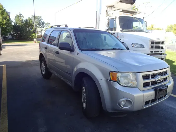 2009 FORD MOTOR COMPANY ESCAPE XLS 4 X 2