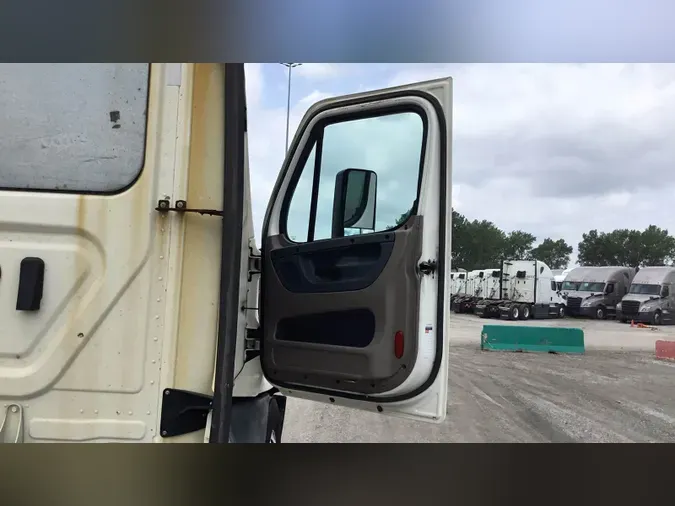 2019 Freightliner Cascadia 12560716d6c2b3aadc1e36073f16e9a0562