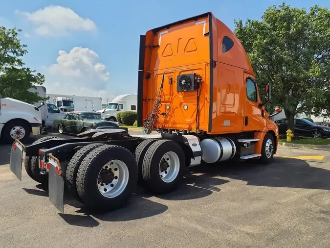 2019 FREIGHTLINER NEW CASCADIA PX12664
