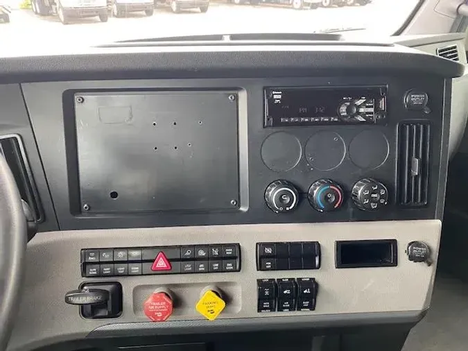 2020 Freightliner Cascadia