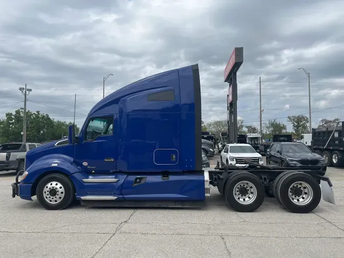 2021 Kenworth T680