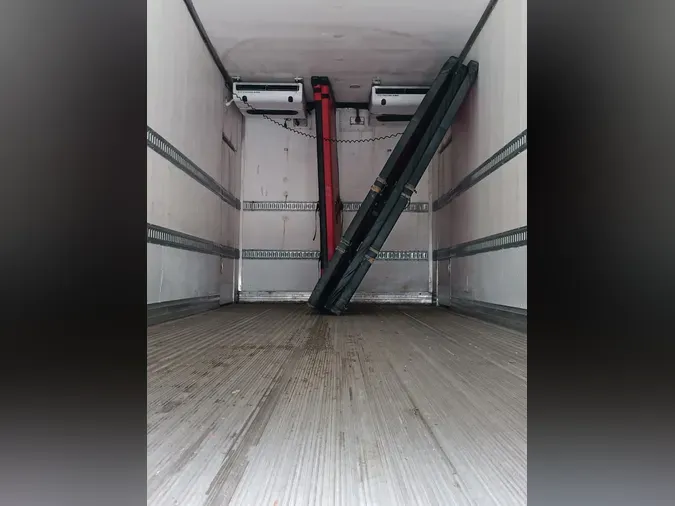 2020 FREIGHTLINER/MERCEDES M2 106