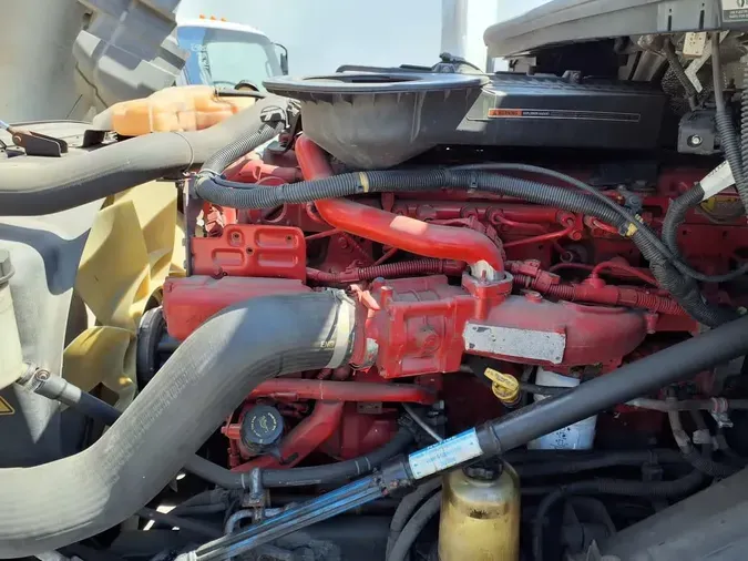 2019 NAVISTAR INTERNATIONAL LT625 DAYCAB T/A