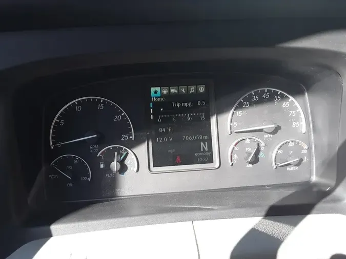 2020 FREIGHTLINER/MERCEDES NEW CASCADIA PX12664