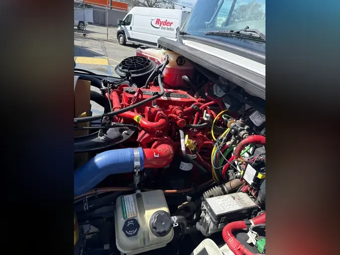 2019 FREIGHTLINER/MERCEDES M2 106