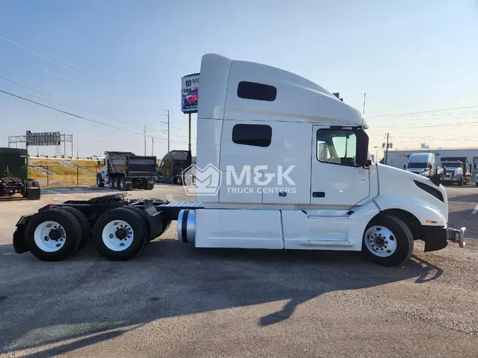 2019 VOLVO VNL64T760