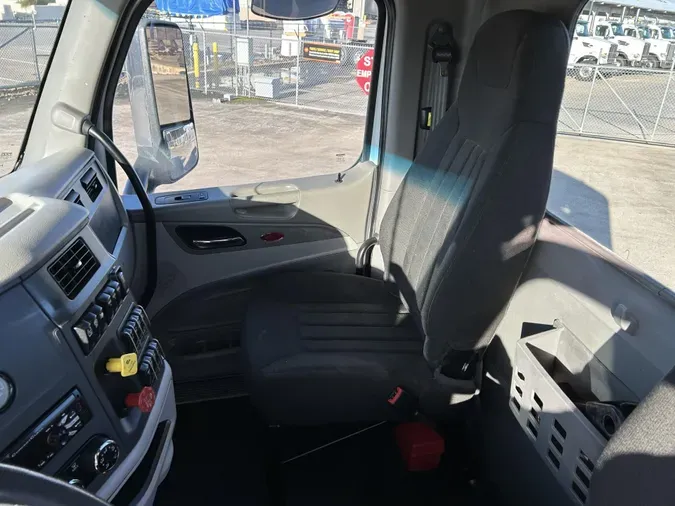2021 Peterbilt 567