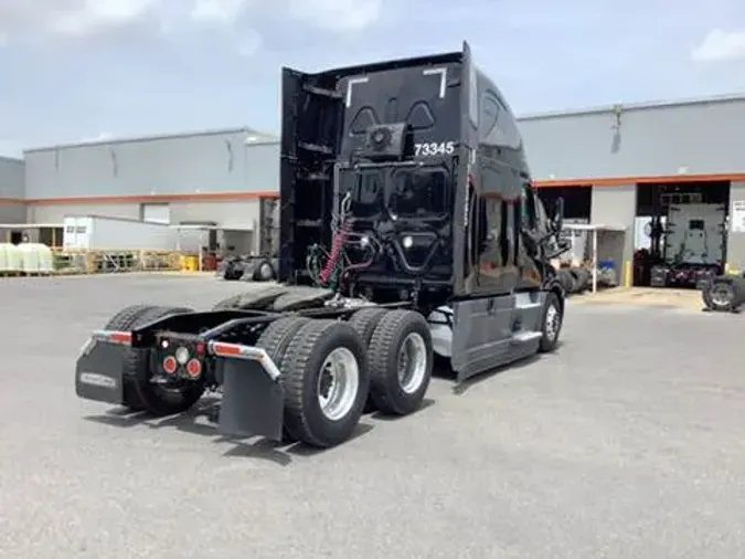 2021 Freightliner Cascadia