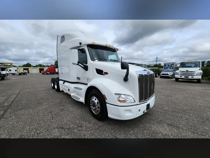 2022 Peterbilt 579