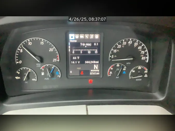 2022 Freightliner Cascadia