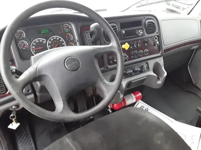 2019 FREIGHTLINER/MERCEDES M2 106