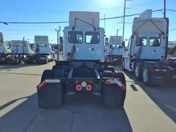 2020 FREIGHTLINER/MERCEDES NEW CASCADIA PX126646089996d3cf5a82f3caa3f06ad2e993c