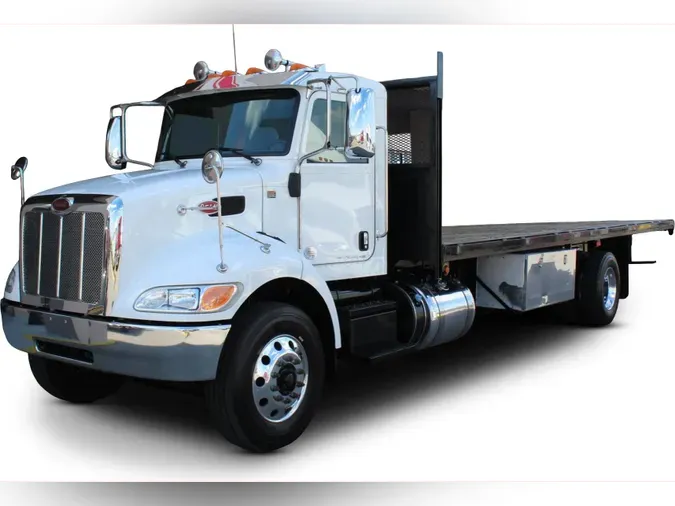 2020 Peterbilt 337608e9aadf169605c5e01d03c51f1212a