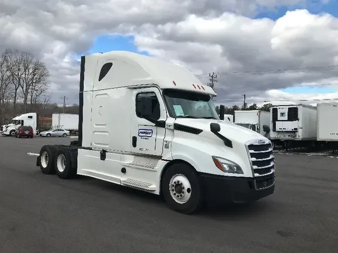 2019 Freightliner T12664ST608eadcc7abcd14069b958533959035e