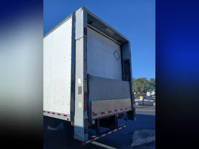 2022 FREIGHTLINER/MERCEDES M2 106608eb69f505ddac3565ea61bda65525a