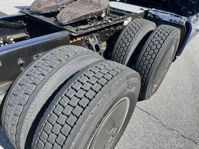 2022 Kenworth T680