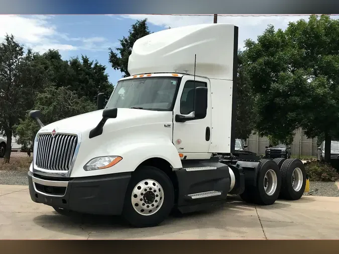 2021 INT LT625 6x4