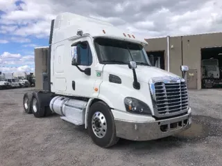 2018 FREIGHTLINER X11364ST