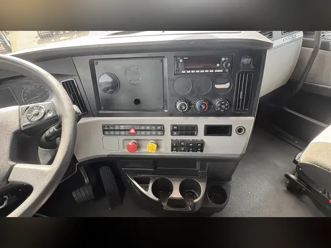 2022 Freightliner Cascadia