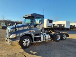 2018 FREIGHTLINER/MERCEDES CASCADIA 125