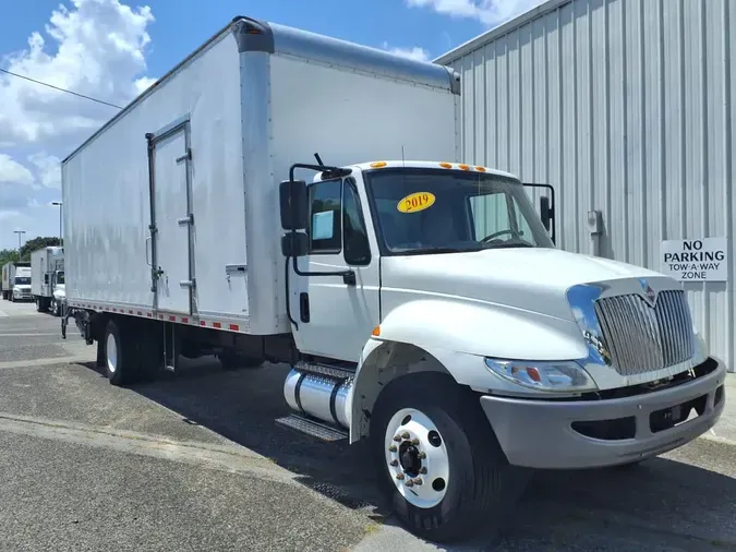 2019 NAVISTAR INTERNATIONAL 4300