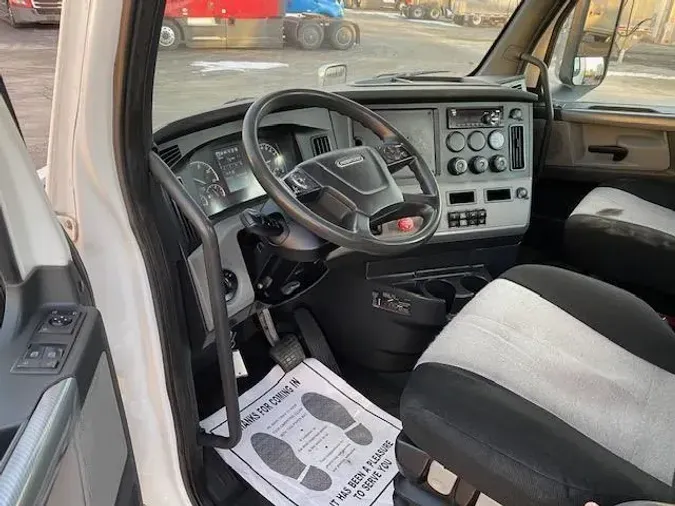 2019 Freightliner Cascadia