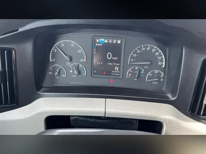 2022 FREIGHTLINER CA126