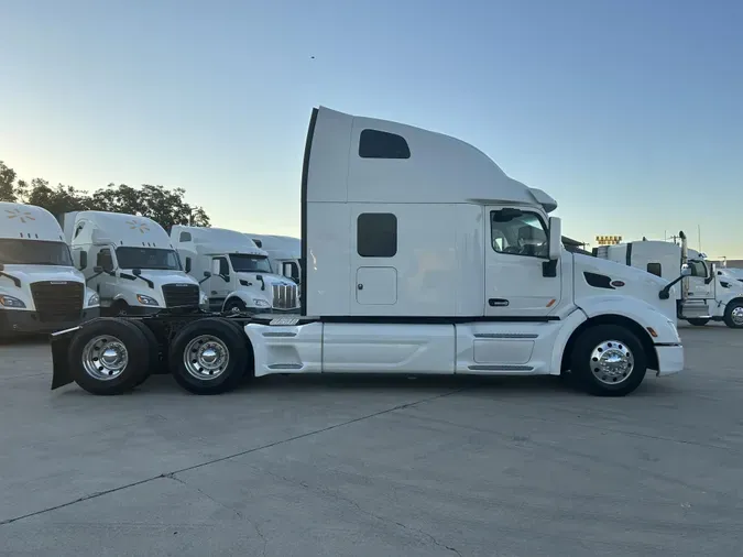 2022 Peterbilt 579