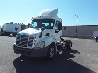 2019 FREIGHTLINER/MERCEDES CASCADIA 113