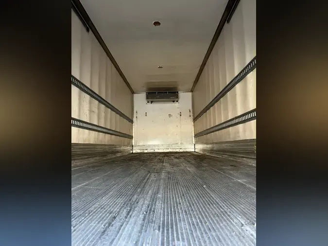 2018 FREIGHTLINER M2 106