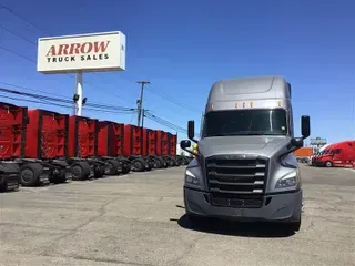 2021 FREIGHTLINER CASCADIA