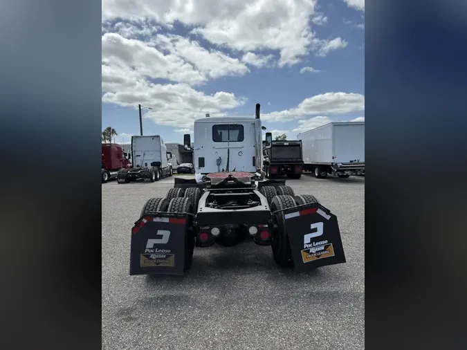 2020 Peterbilt 567