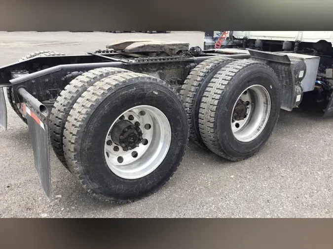 2020 Freightliner Cascadia 126