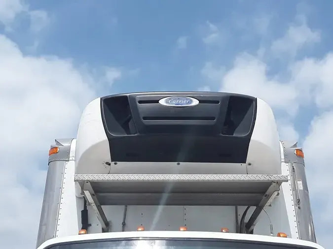2018 FREIGHTLINER/MERCEDES M2 106