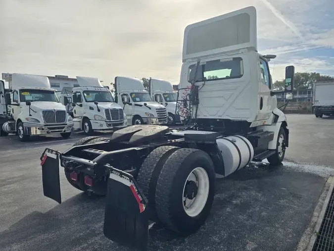 2019 NAVISTAR INTERNATIONAL RH613 DAYCAB S/A