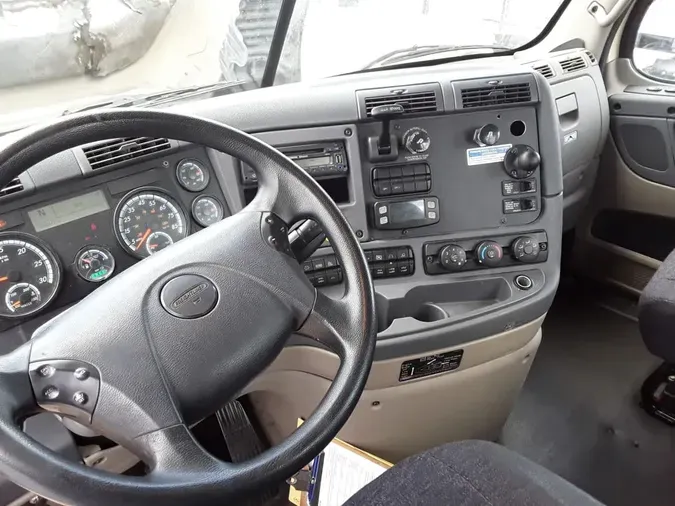 2016 FREIGHTLINER CASCADIA 125