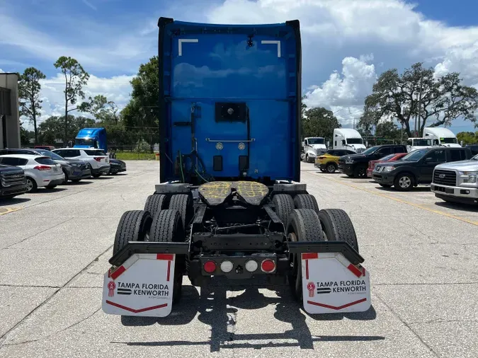 2022 Kenworth T680