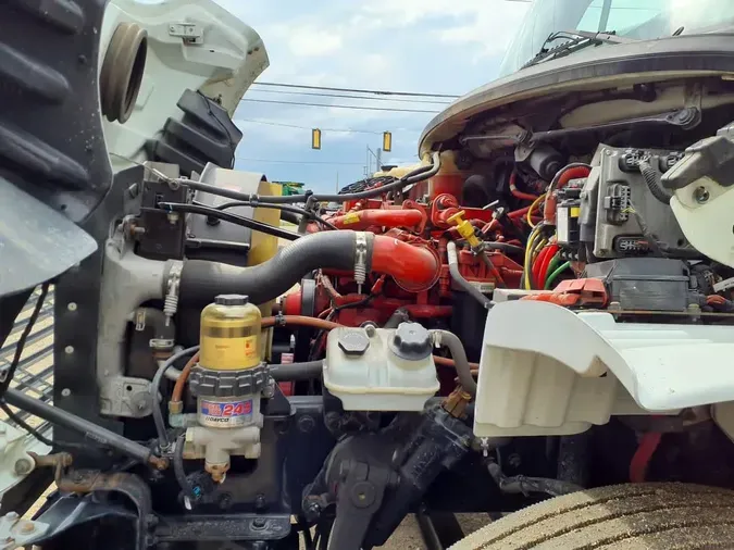 2018 FREIGHTLINER/MERCEDES M2 106