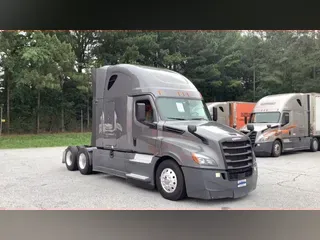 2020 Freightliner Cascadia