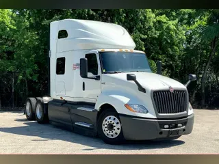 2021 INT LT625 6x4