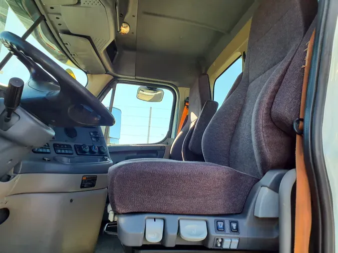 2019 FREIGHTLINER/MERCEDES CASCADIA 125