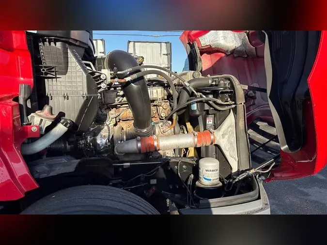 2022 FREIGHTLINER CA126