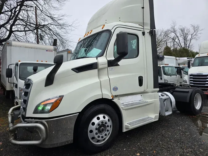 2019 FREIGHTLINER/MERCEDES NEW CASCADIA 11660bc73b785d49517fce43063fdf1496d