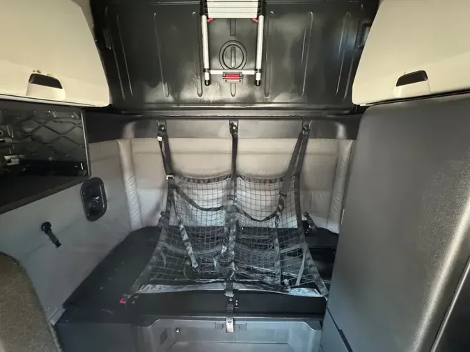 2022 FREIGHTLINER Cascadia 126