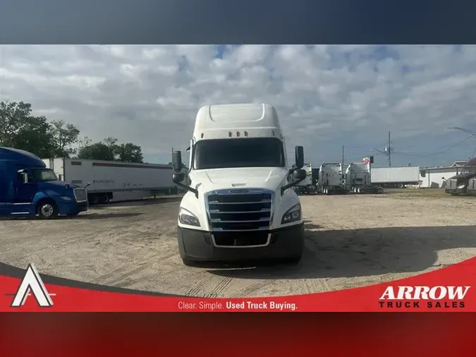 2021 FREIGHTLINER CA126