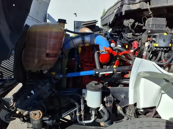 2019 NAVISTAR INTERNATIONAL 4300